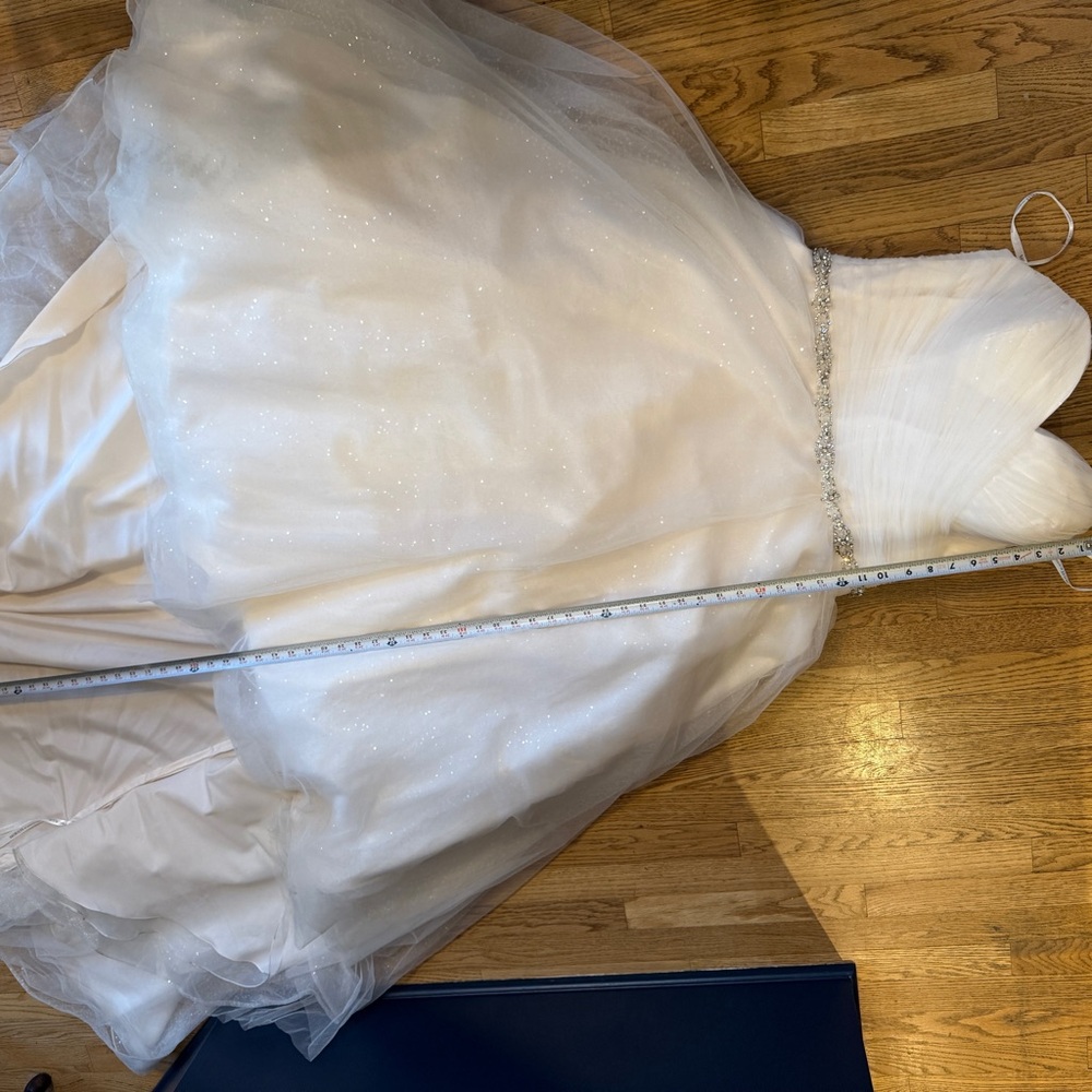 Mori Lee Madeline Gardner Wedding dress Style 5172 - Picture 15 of 16